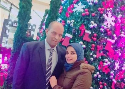 الطبيبة ياسمين حسن ووالدها