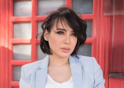 الفنانة ساندي