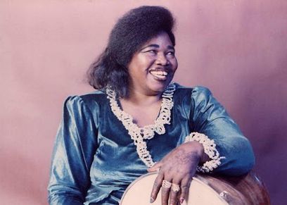 الفنانة السودانية ستونة