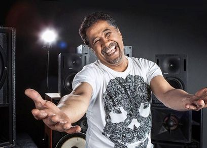 الفنان الجزائري الشاب خالد