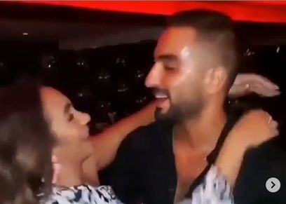 محمد الشرنوبي وزوجته