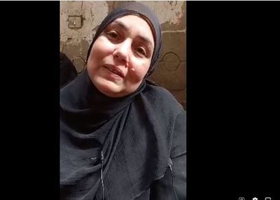 والدة محمد مصباح أحد ضحايا حادث كفر الشيخ