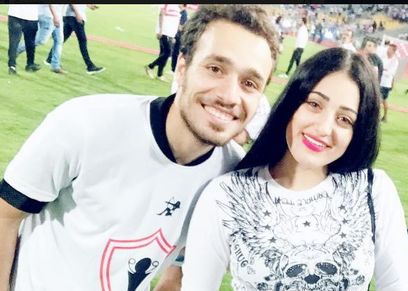 كيف احتفلت زوجات لاعبي الزمالك  بالكونفدرالية في الملعب