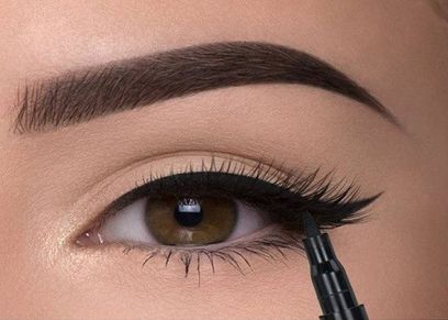 أنواع آيلاينر مضاد للماء