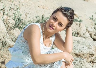الفنانة اللبنانية نور