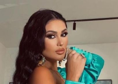 الفنانة شيرين أبو العز