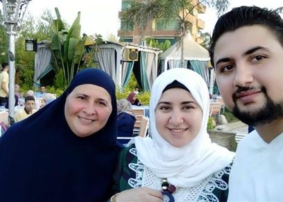 الأمهات المثاليات