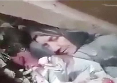 مقتل والدة أحد أفراد الدفاع السوري