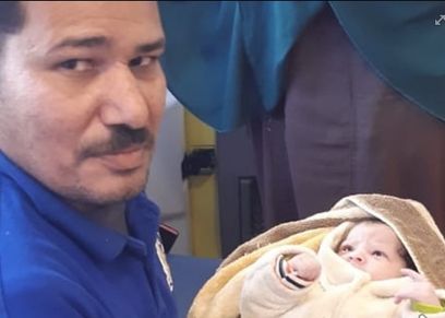 أحد المشاركين في إنقاذ الأم