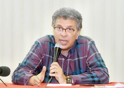 خالد منتصر