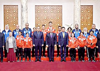 السيسي يكرم الرياضيين الحاصلين على بطولات قارية وعالمية