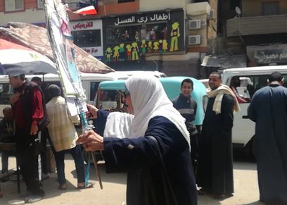 مسنة ترقص على 