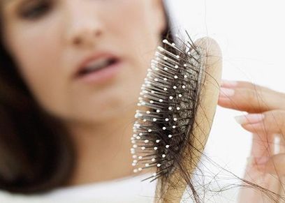 التفاح والأناناس وغيرهما.. فواكه ينصح بتناولها لمنع تساقط الشعر