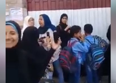 سيدة تحاول دخول مدرسة في الاسكندرية لخطف الأطفال