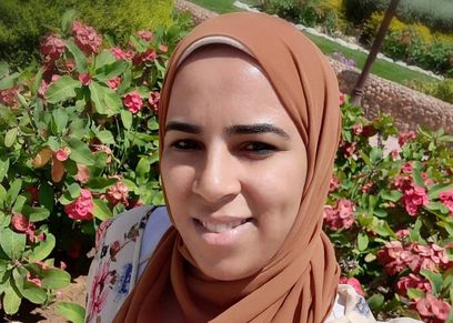 «مريم» الطبيبة صانعة الحلوى