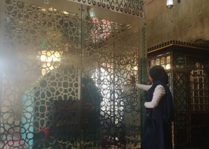 بالصور| «آمال» 11 سنة دون إنجاب و«فاطمة» اتطلقت.. حكايات نسائية على أعتاب مقام «أبو الحجاج الأقصري»