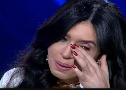 مرض والدة دينا