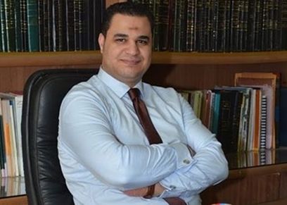 الدكتور أحمد هارون
