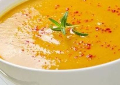 طبق شوربة العدس