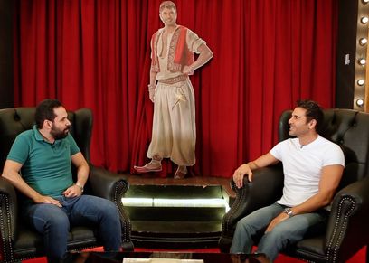 أحمد عز ببرنامج وش تاني