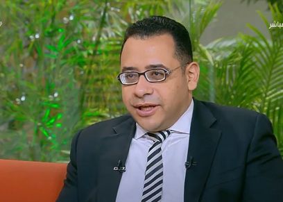 الدكتور عمرو حسن