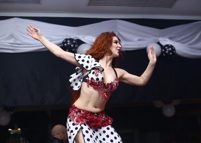 راقصة روسية أوكسانا
