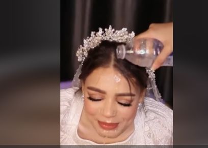 عروس يوم زفافها