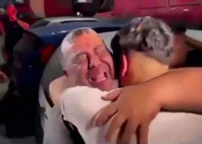 أب فلسطيني يفقد أربعة من أبنائه