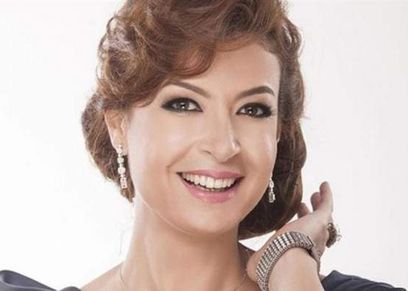 الفنانة منال سلامة