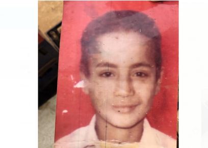 المتغيب في طفولته