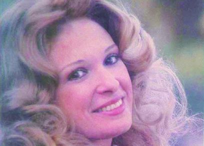 الفنانة نيللي