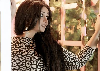 المذيعة آلاء عبدالعزيز