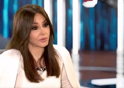 الفنانة إليسا