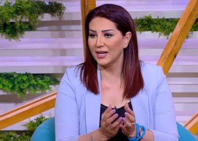 الفنانة وفاء عامر