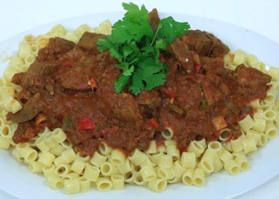 مكرونة بالكبدة وصوص الطماطم