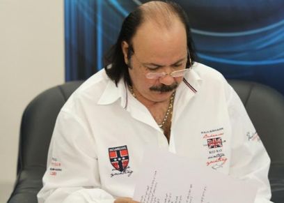 وفاة طلعت زكريا