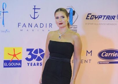 الفنانة هنا شيحة