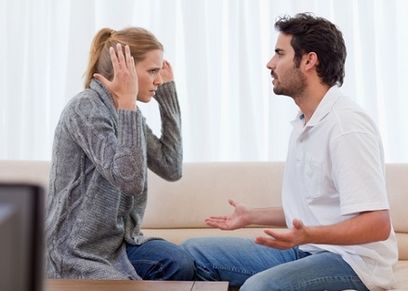 6 أمور تدل على زواج غير سعيد أبرزها.. المبالغة في المشاعر