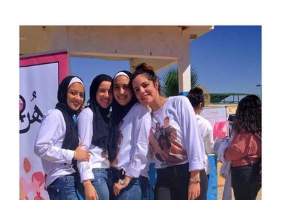 مشروع تخرج طالبات إعلام هن