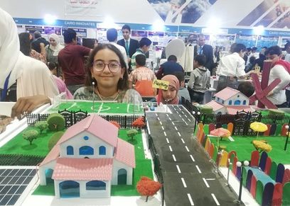 جانب من مساهمة الأطفال في معرض القاهرة الدولى السادس للابتكار