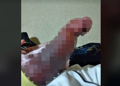 أم تستغيث لعلاج نجلها