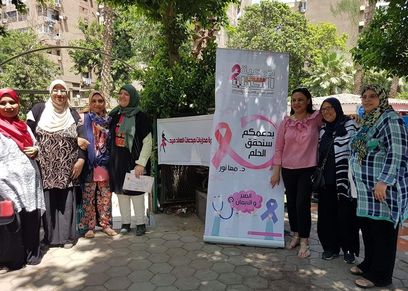 محاربات السرطان يتحدين الألم بمشغولات يدوية
