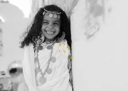 كوما وايدي مسابقة تراثية لأزياء الأطفال