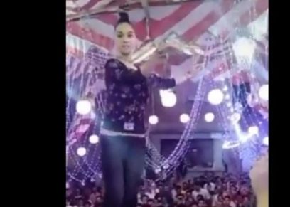 الراقصة المعلقة