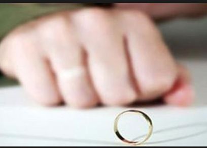 بسبب فتوى.. شاب ينهى ارتباطه بخطيبته: