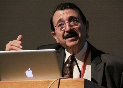 الدكتور مصطفى السيد