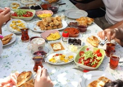 خناقة أول يوم رمضان بين الأزواج والزوجات