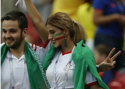 المشجعة الإيرانية