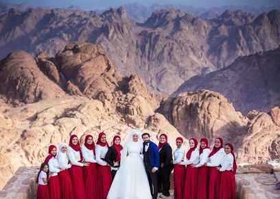 جلسة تصوير  فوق جبل سانت كاترين