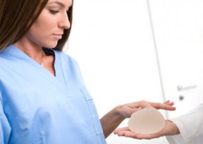 عمليات إعادة البناء مريضات سرطان  الثدي
